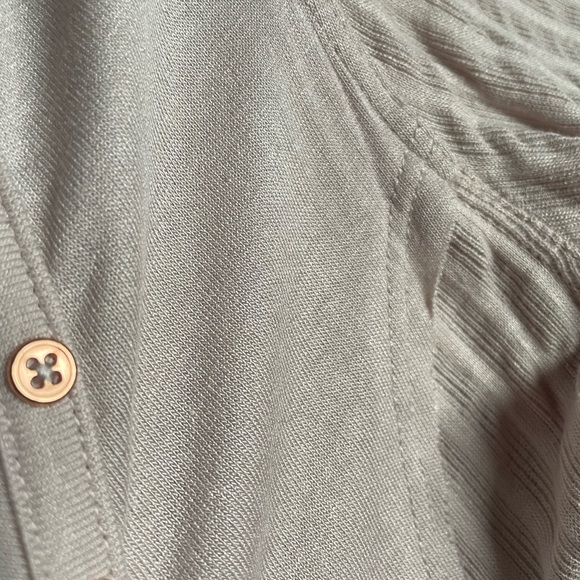 2 for $50 🛍️⭐️ Free people Birdie Henley tunic top - Picture 4 of 4